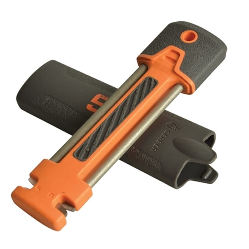 Bear grill knife sharpner